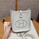 에르메스 Hermes Mini Evelyne 16cm clemence M4 Girs pale/silver