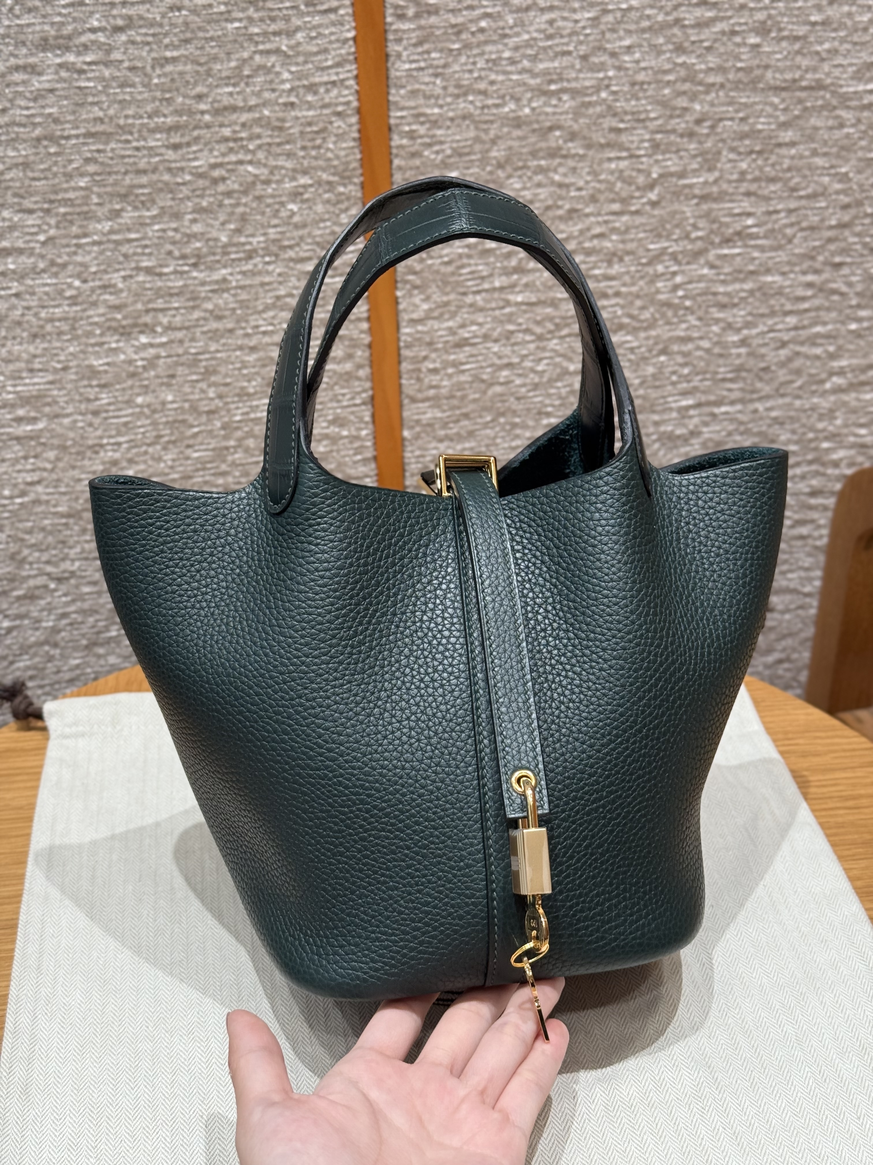 에르메스 Hermes Picotin Touch 18cm clemence and Matte Alligator 6O Vert Cypres/gold