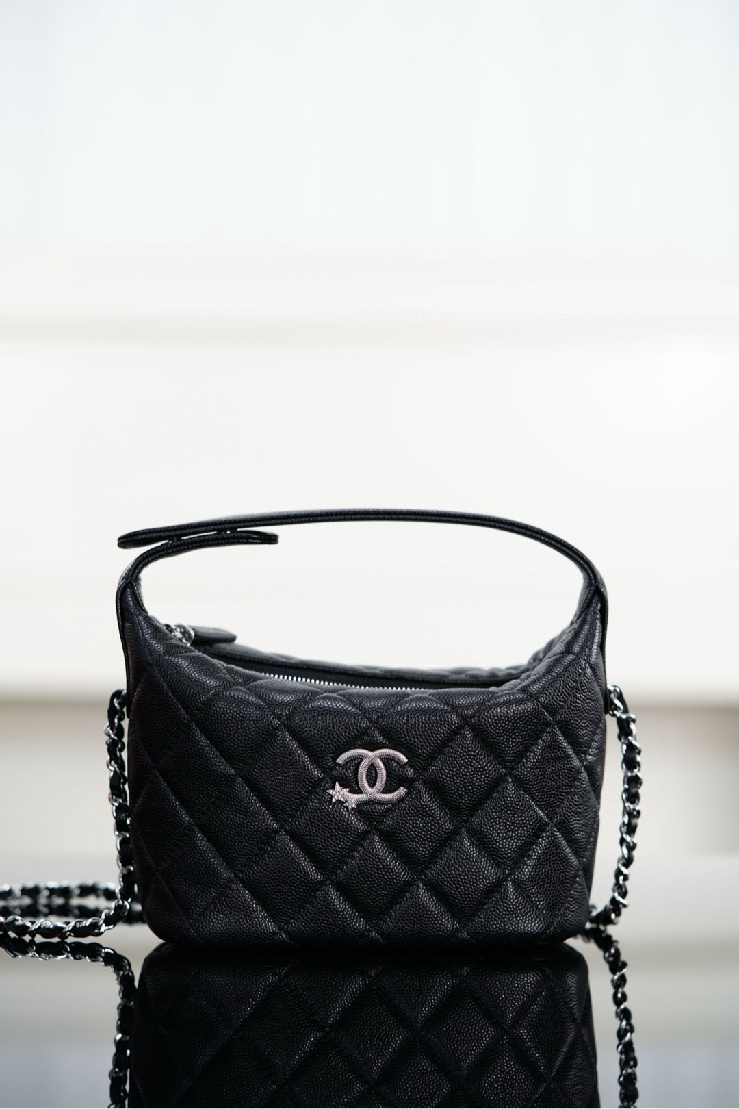 샤넬 Chanel 25B Clutch with chain Black 21.5cm