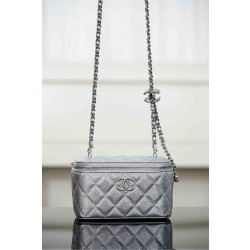 샤넬 Chanel 25B Vanity with Chain silver 17cm