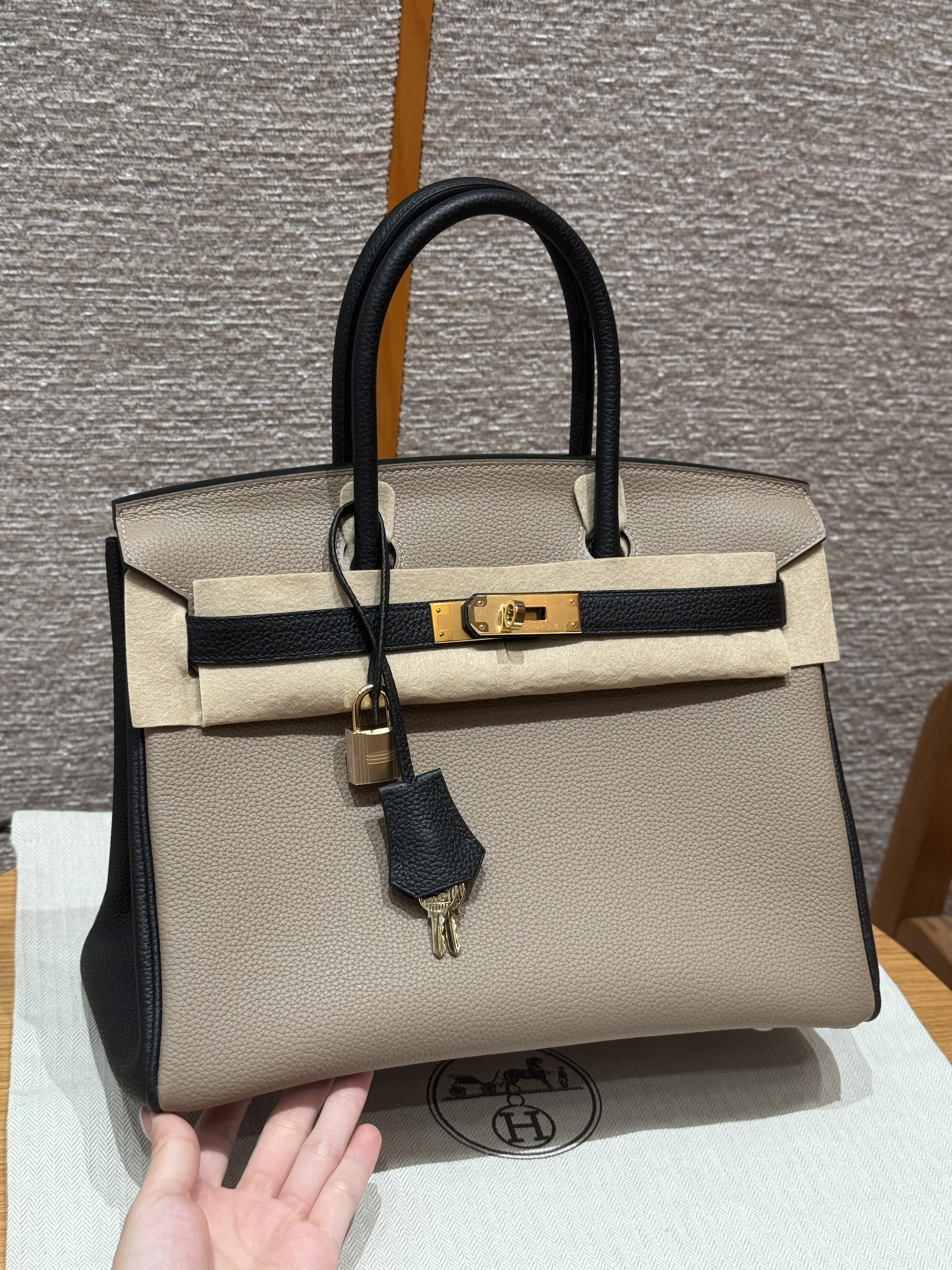 에르메스 Hermes Birkin 30cm Togo 81 Girs Tourterlle and 89 Noir/gold