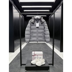 몽클레어 Moncler Montgenevre  다운재킷