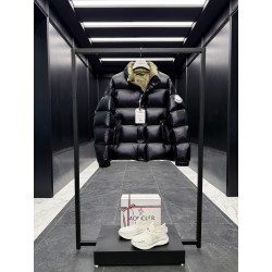 몽클레어 Moncler Tripiti    다운재킷