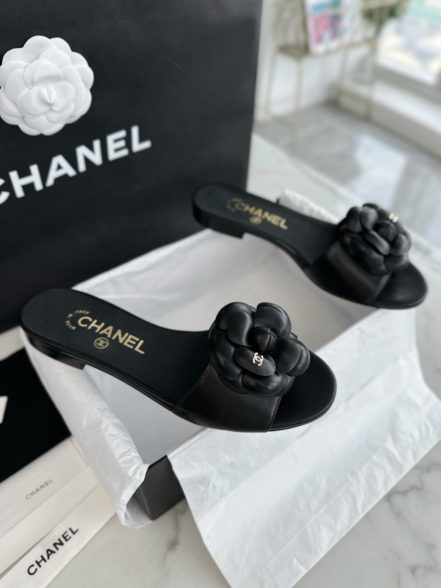 샤넬 CHANEL 24P G45499 Mules 뮬 Black