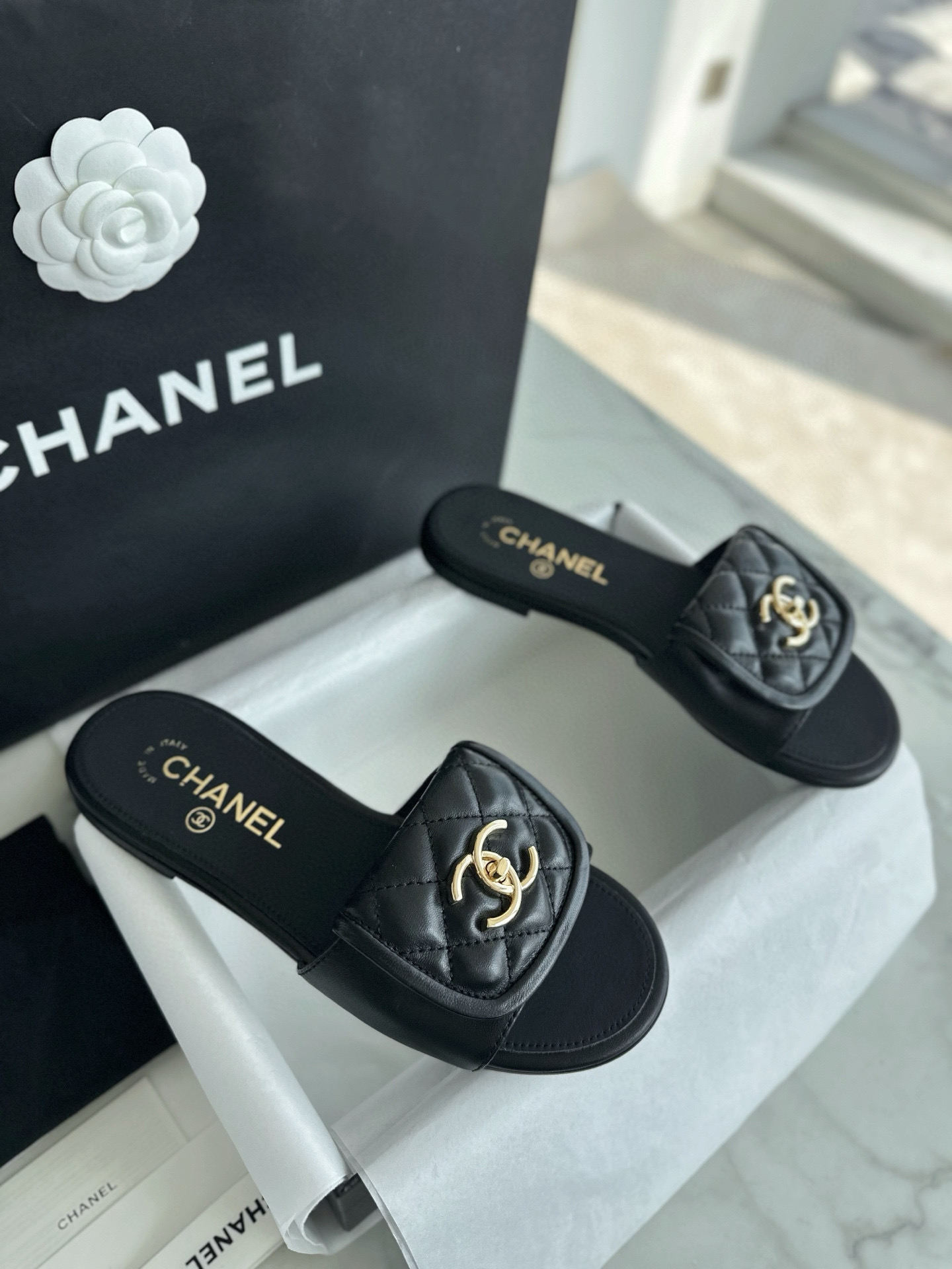 샤넬 CHANEL 25c 슬리퍼 Black