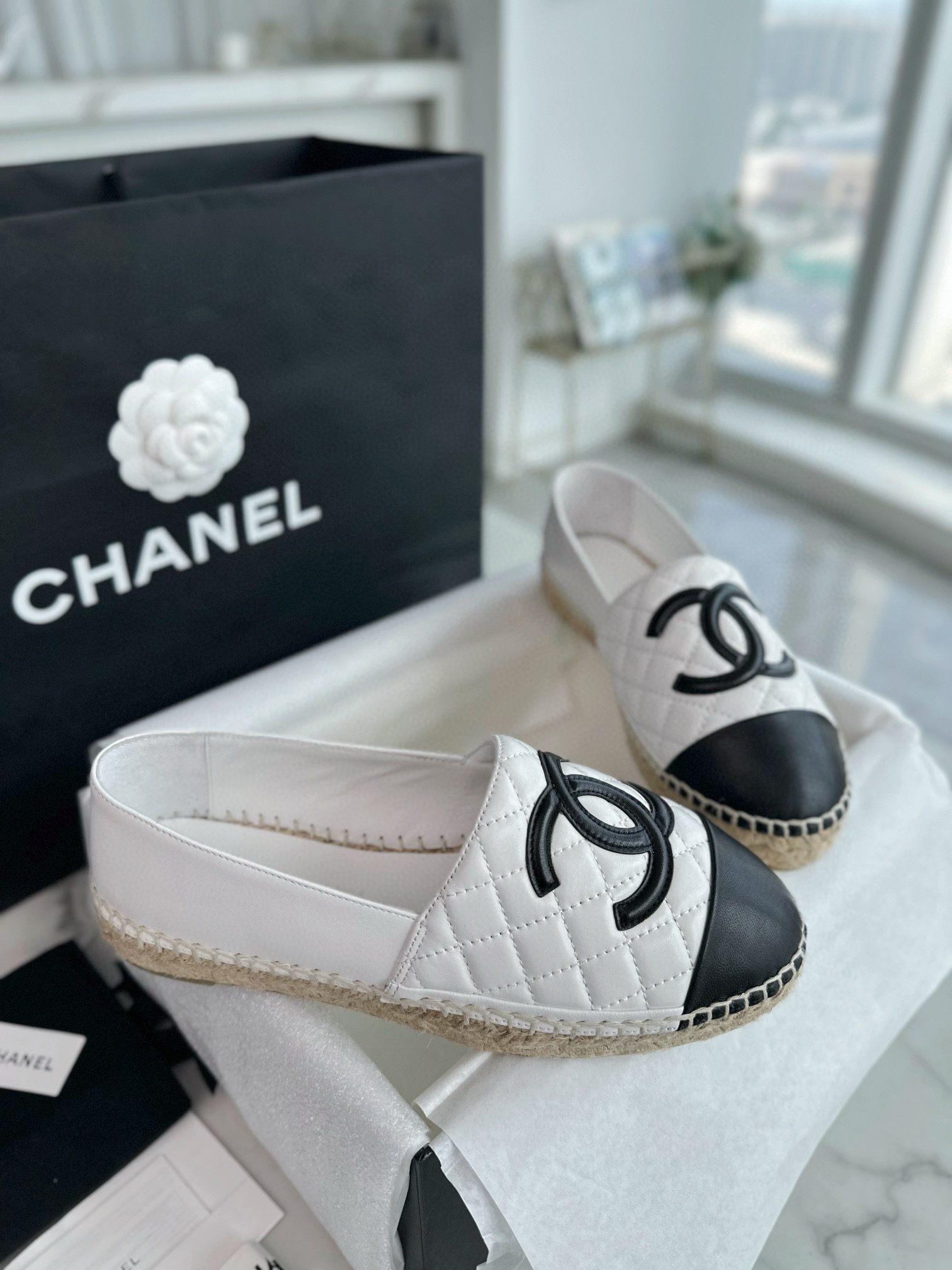 샤넬 CHANEL 24K 에스파드리유 White