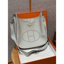 에르메스 Hermes Evelyne 33cm clemence 8L Beton/silver