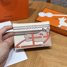 에르메스 Hermes Calvin duo Card Holder 10cm Swift and Chèvre i2 Nata/silver