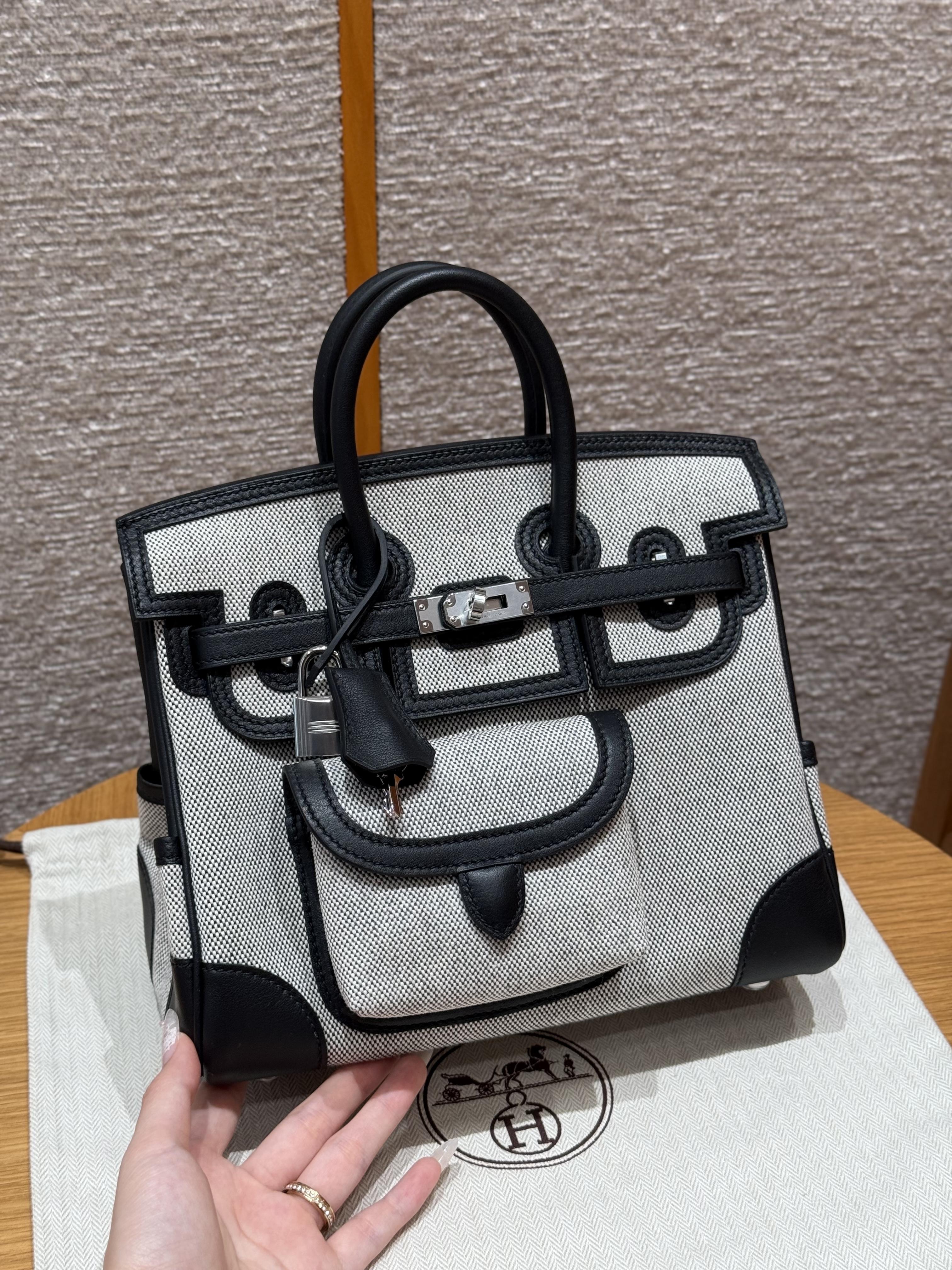에르메스 Hermes Birkin Cargo 25cm Canvas and Swift ecru noir noir/silver