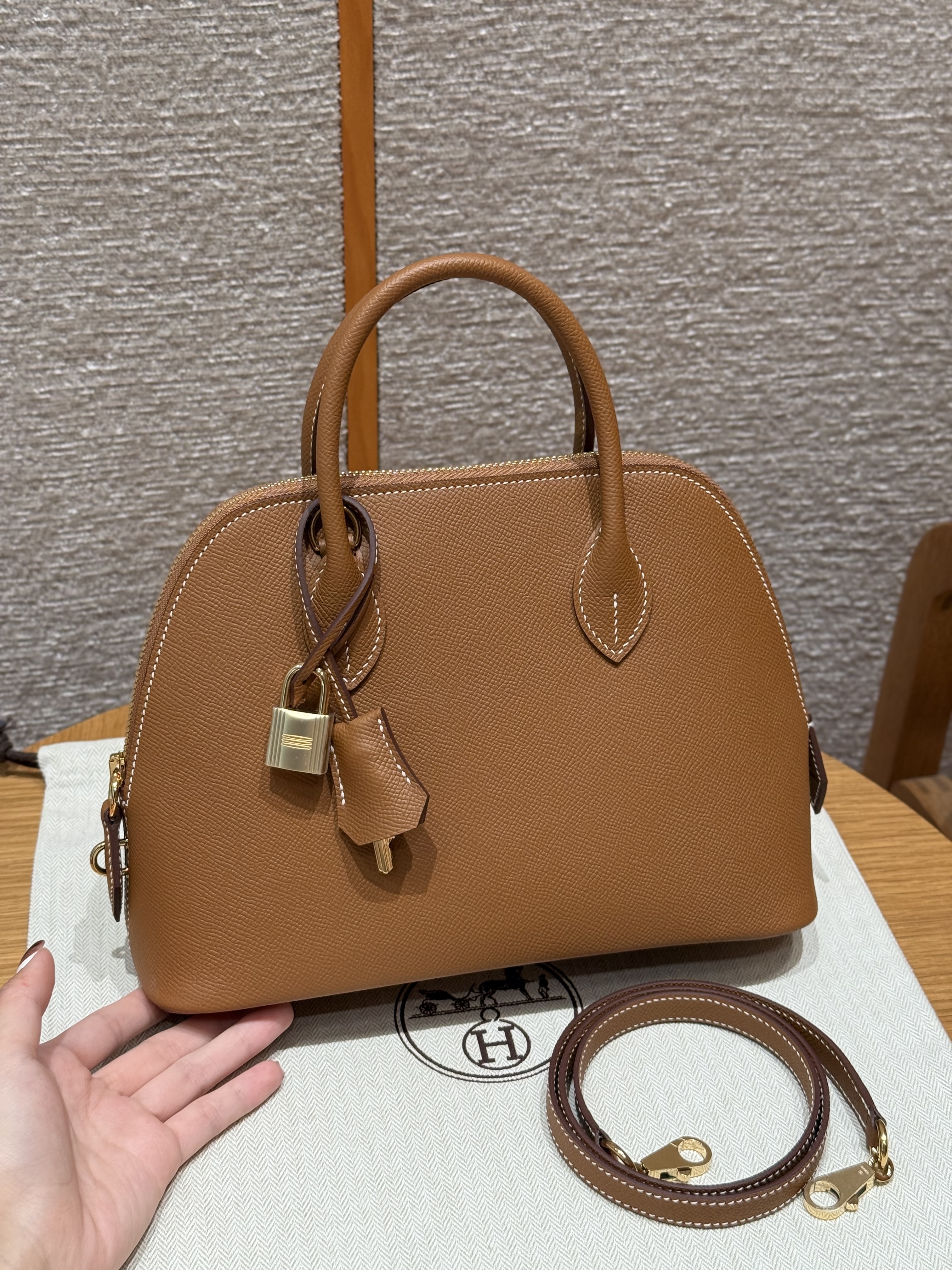 에르메스 Hermes Bolide 25cm Epsom 37 Gold/gold