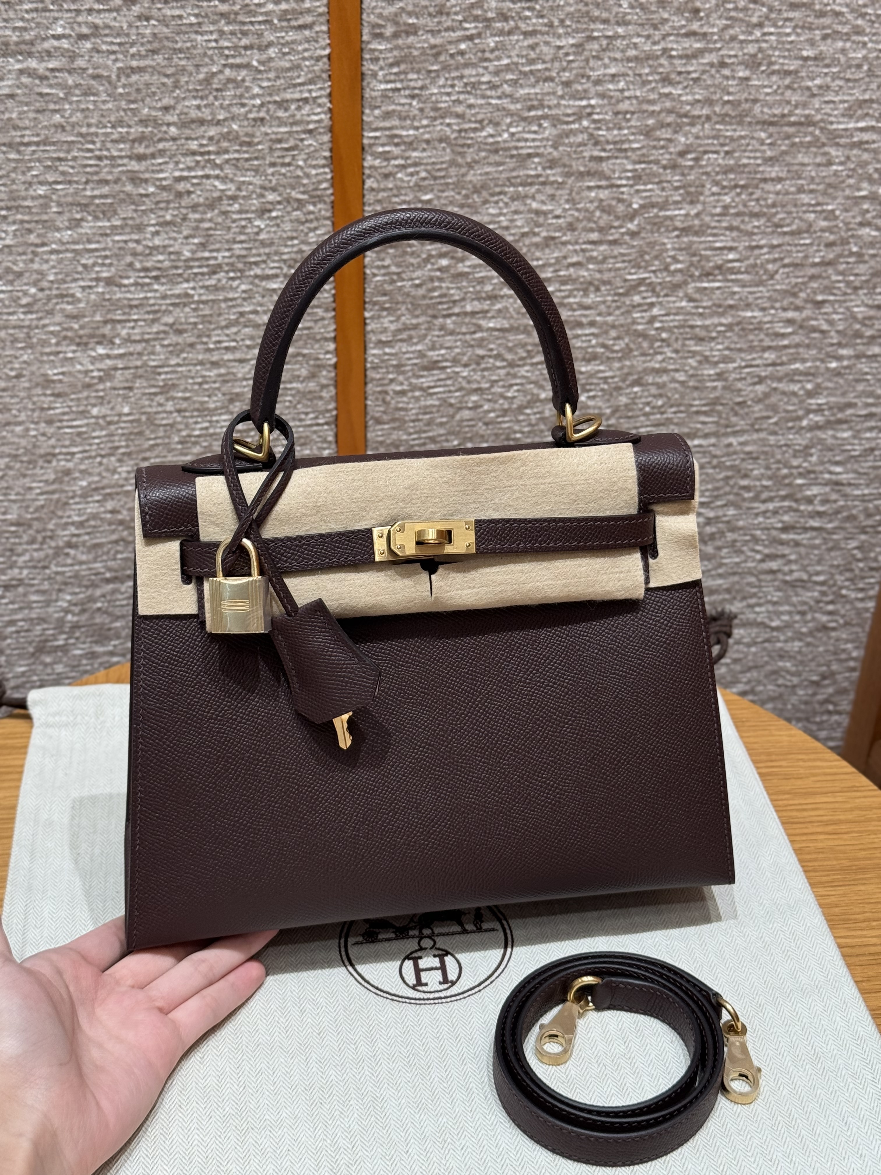 에르메스 Hermes Kelly 25cm Epsom 0G Rouge Seller and M4 Girs Pale/gold