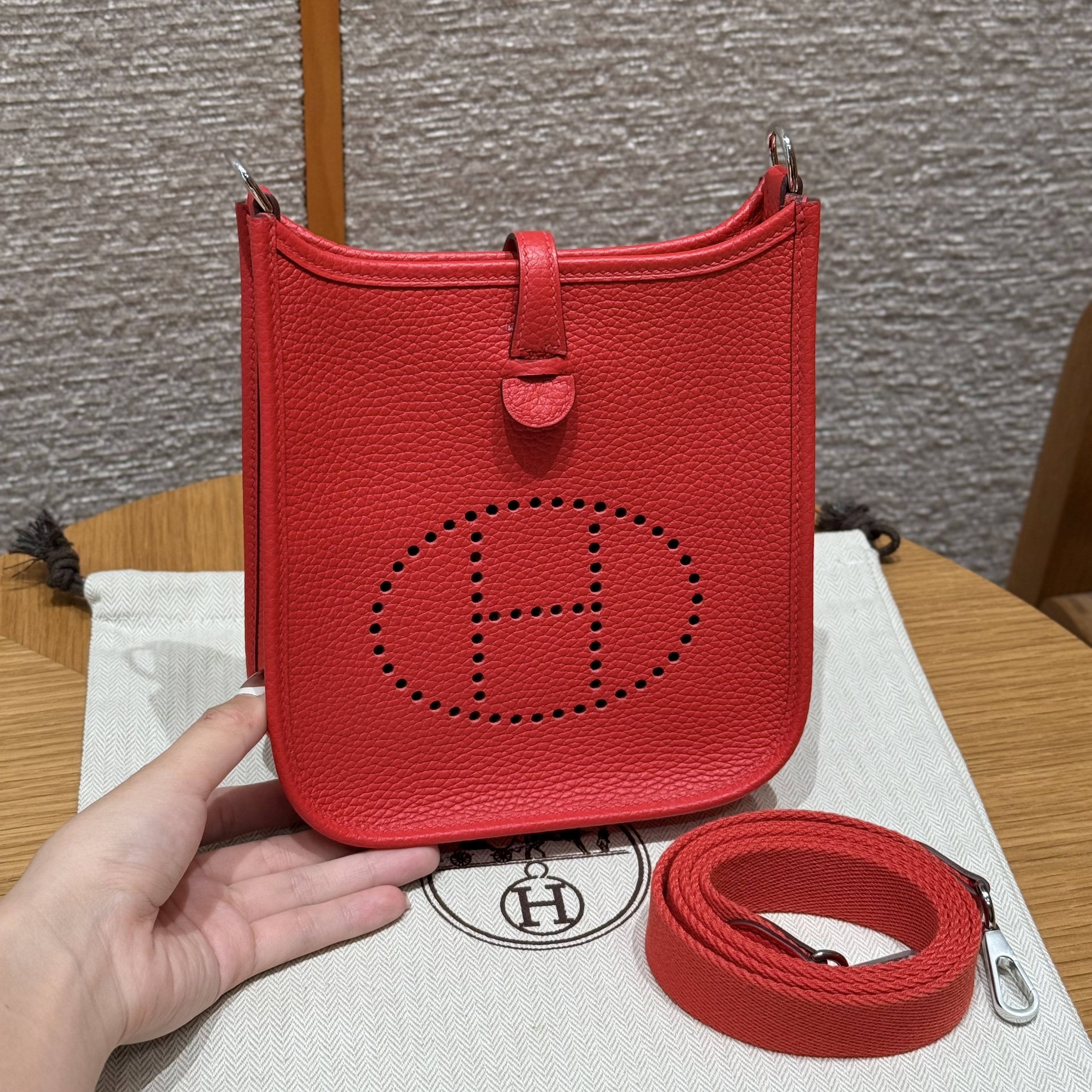 에르메스 Hermes Mini Evelyne 16cm clemence S3 Rouge Coeur/sIlver