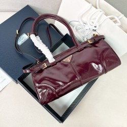 프라다 Prada 1BA426 LuxSoft 탑 핸들백 32CM