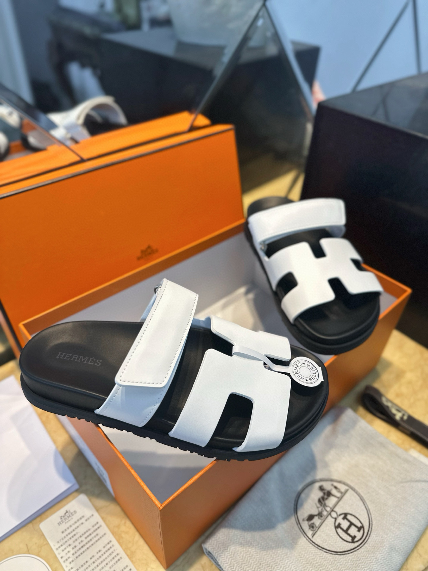 에르메스 Hermes Chypre 슬리퍼