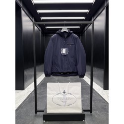 프라다 Prada 다운재킷 889.