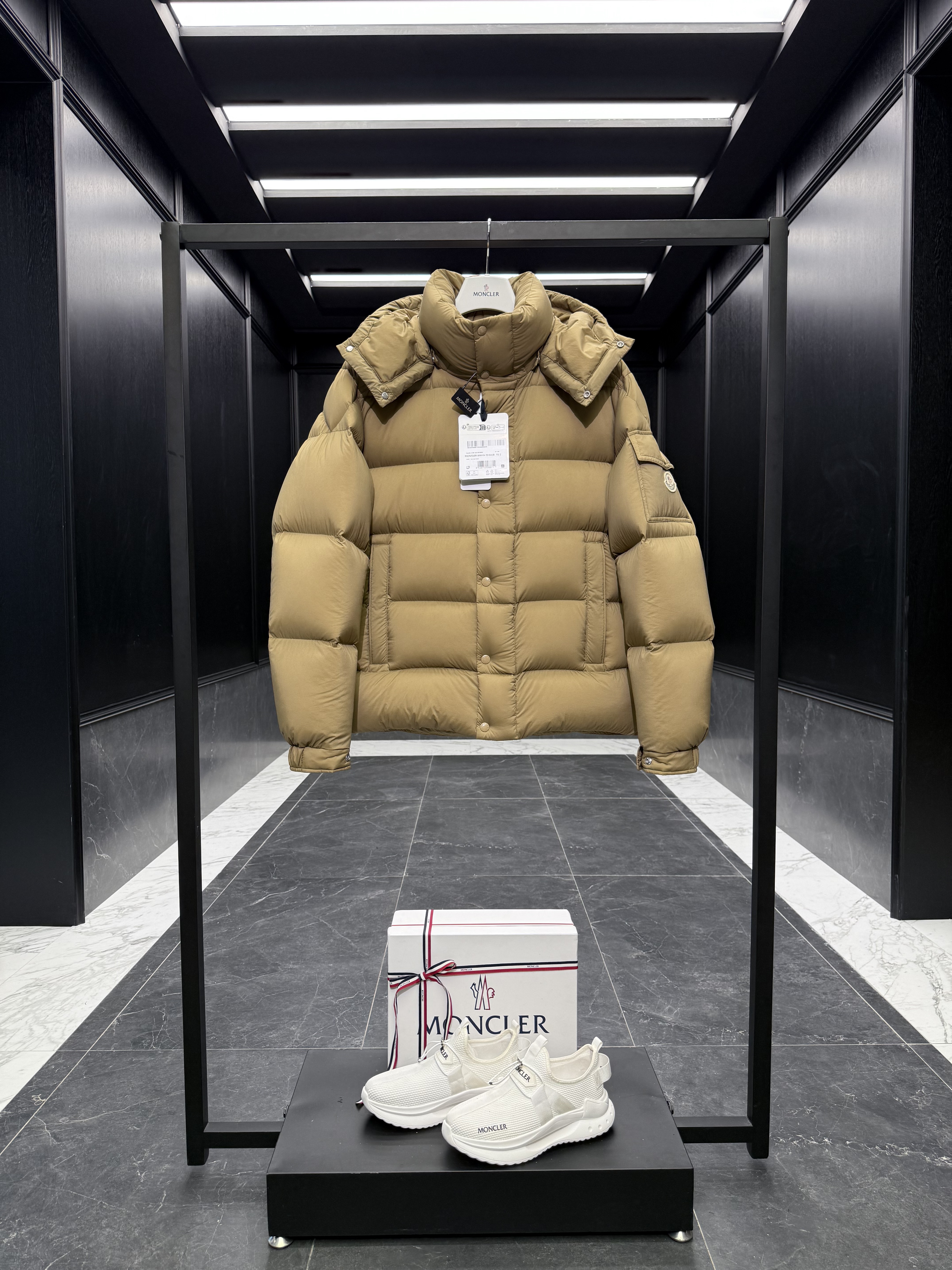 몽클레어 Moncler Maya70 마야 패딩。