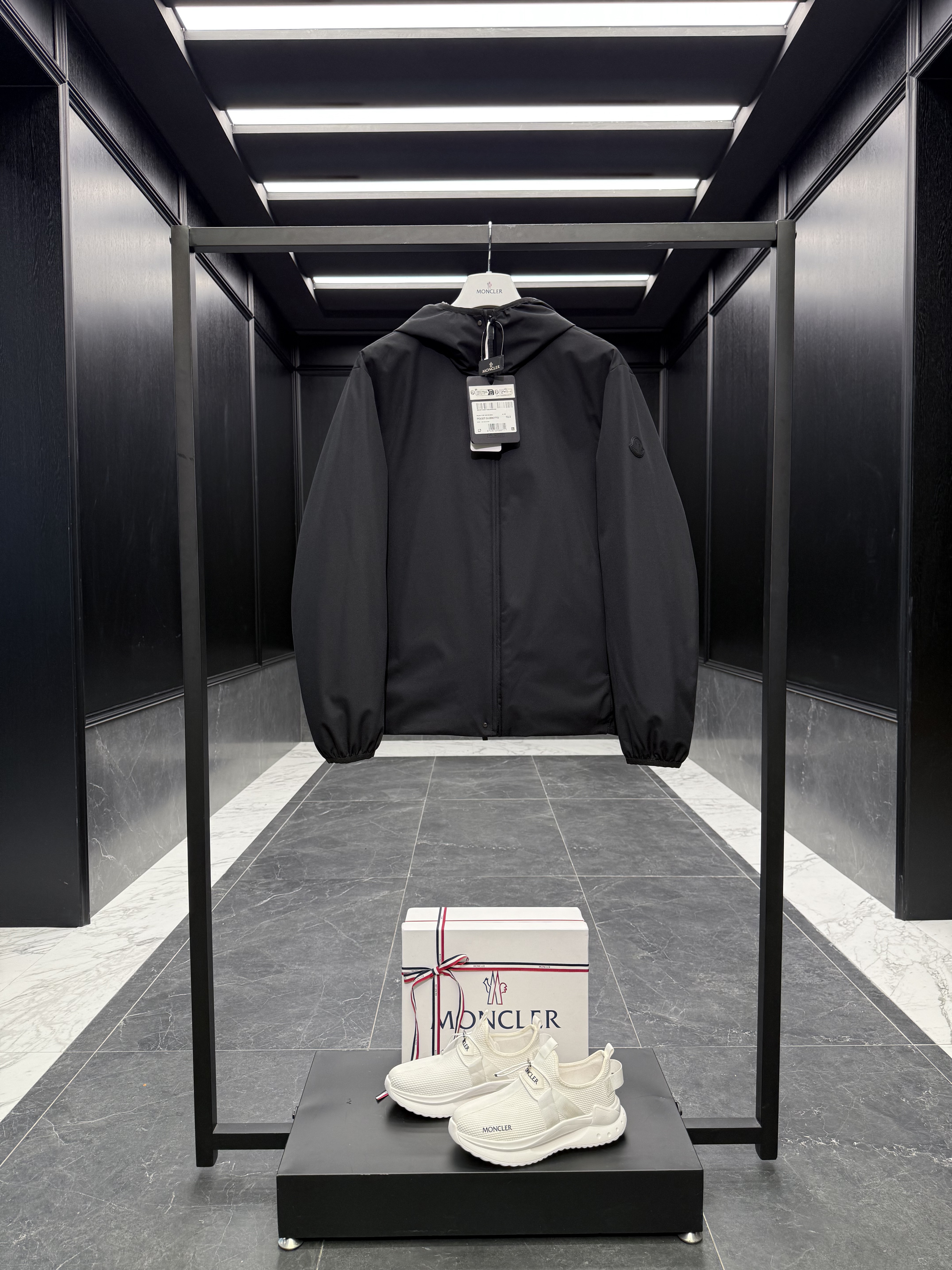 몽클레어 Moncler Polset 다운재킷。