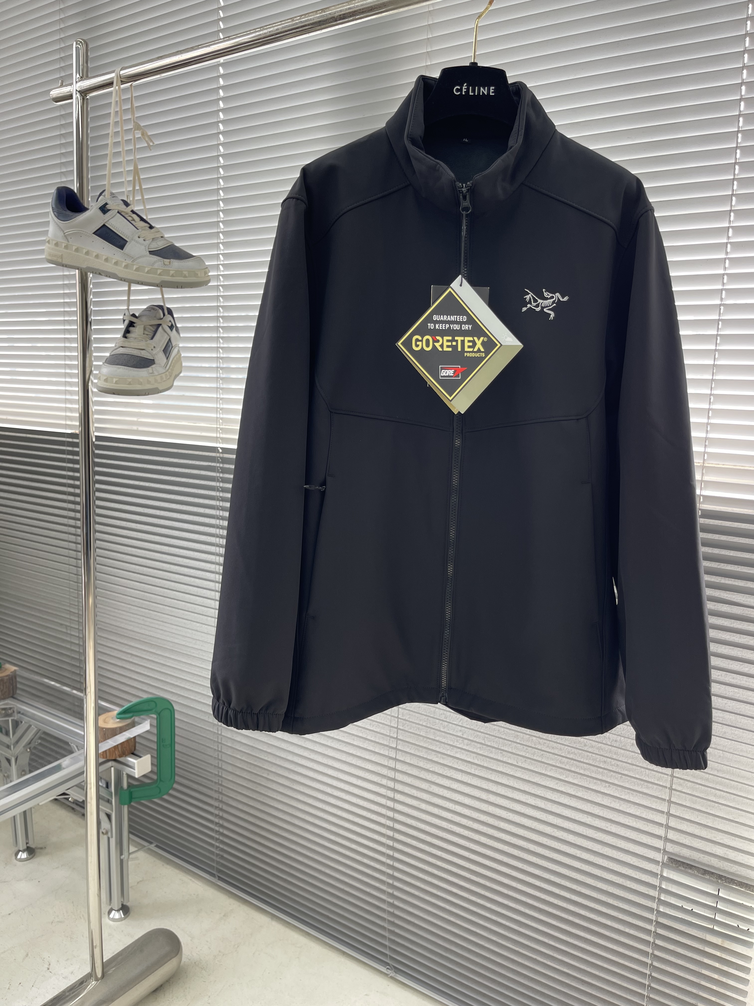 아크테릭스 ARC'TERYX 재킷