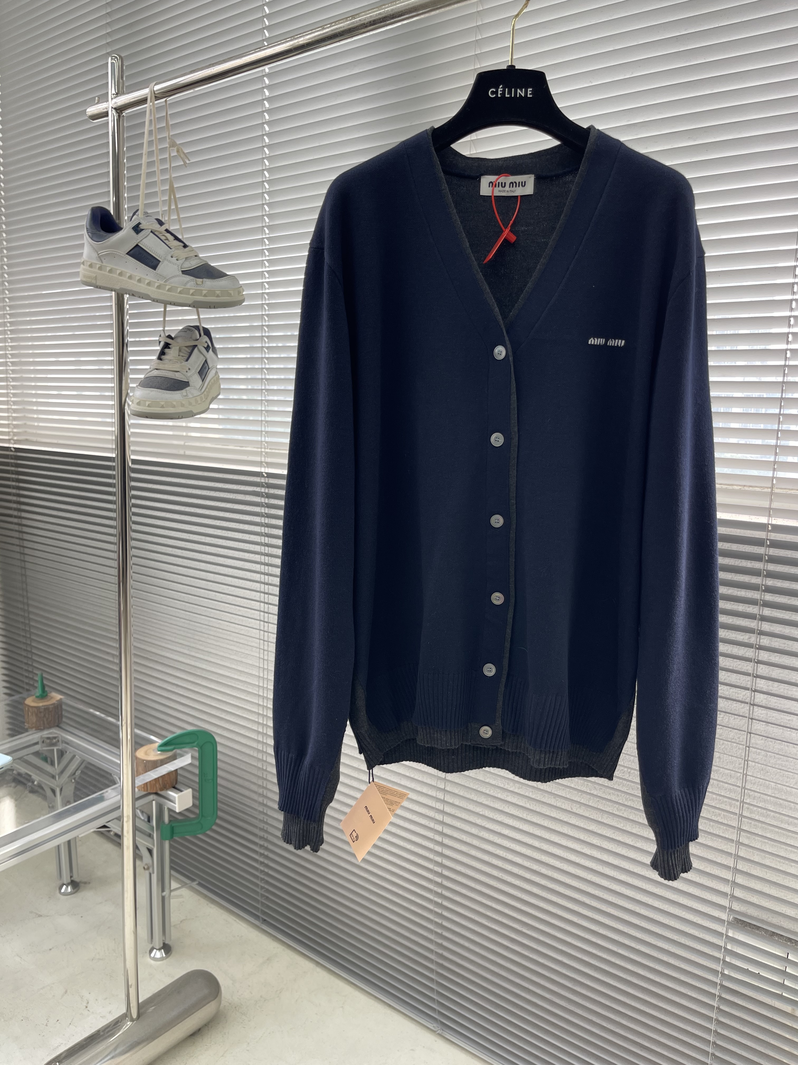 미우 미우 MIU MIU 가디건