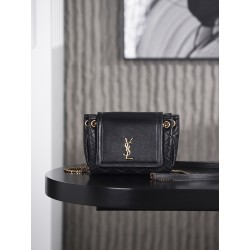 생로랑 Saint laurent/YSL 672738 Mini Nolita in Lambskin Black 18cm
