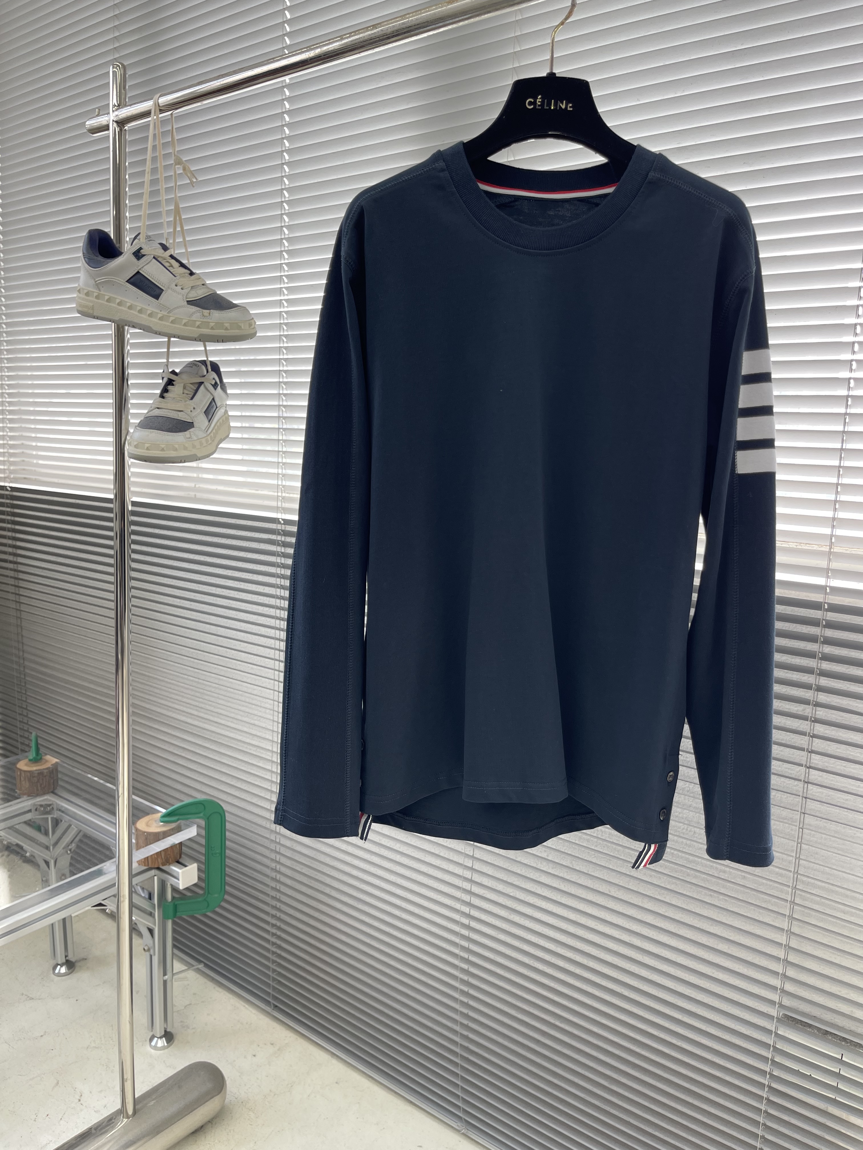 톰브라운 Thom Browne 긴팔 티셔츠