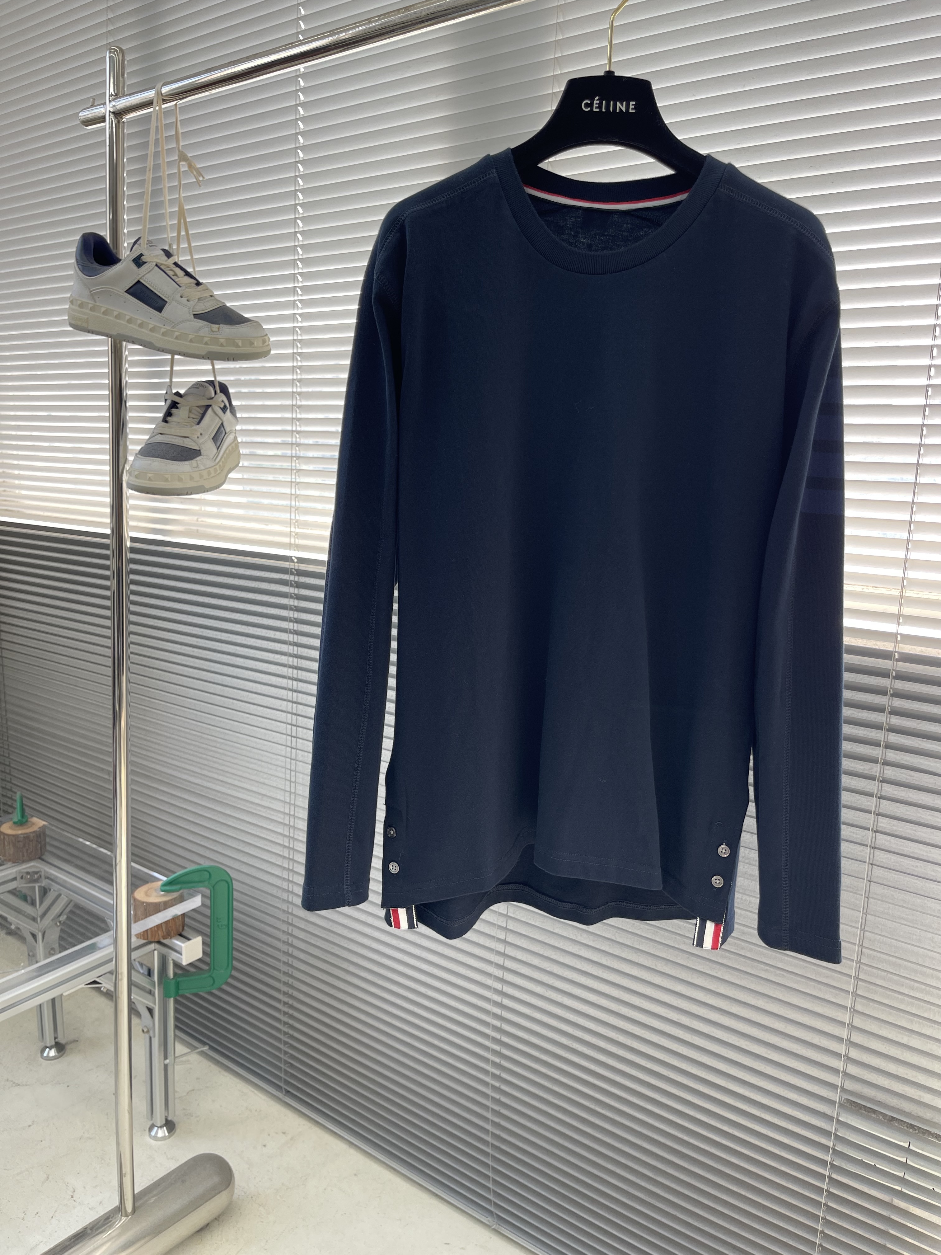 톰브라운 Thom Browne 긴팔 티셔츠