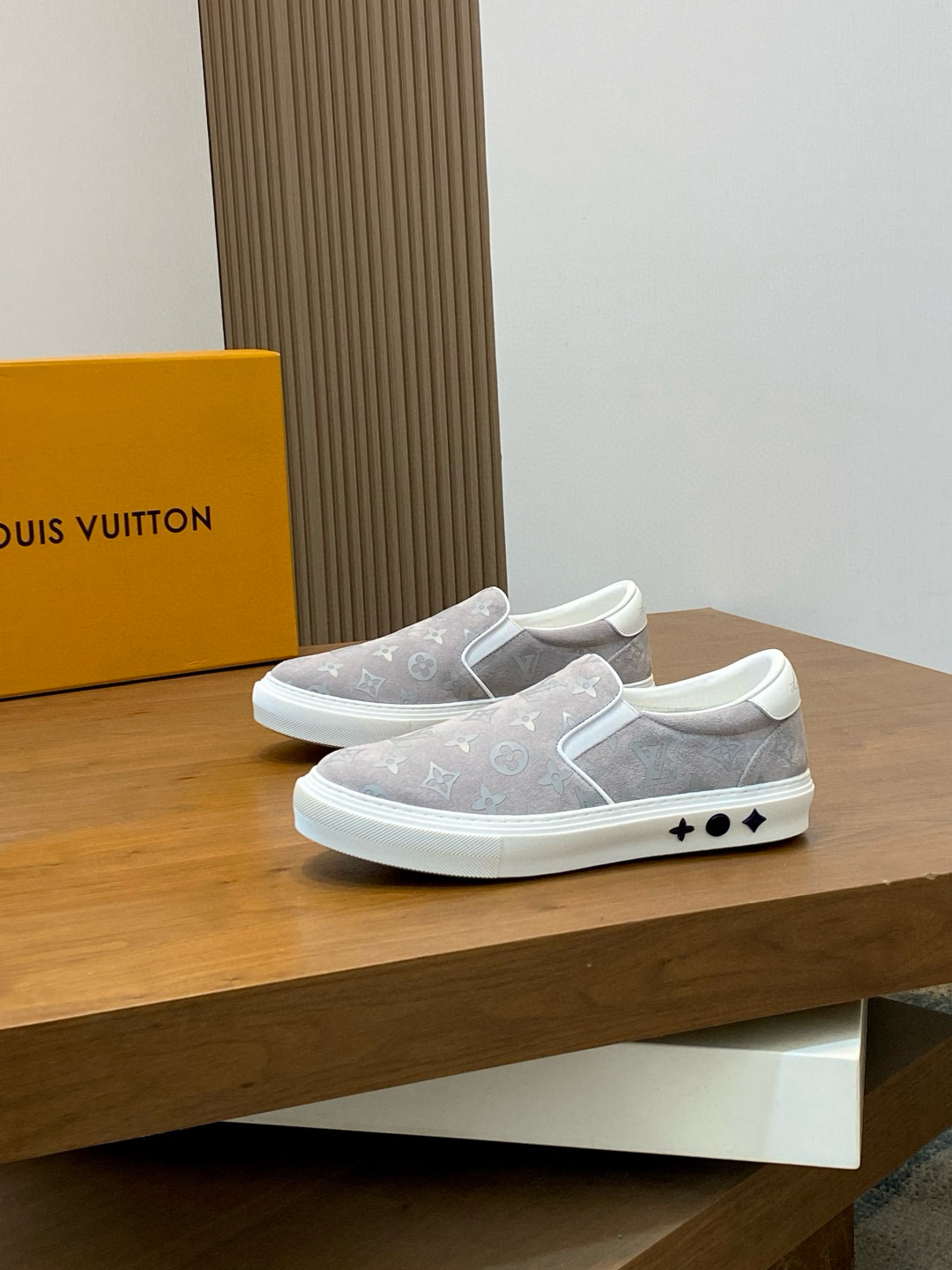 루이비통 Louis Vuitton 심 플 슈 즈