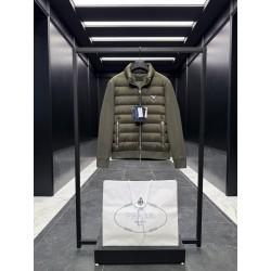 프라다 Prada 니트 패딩.