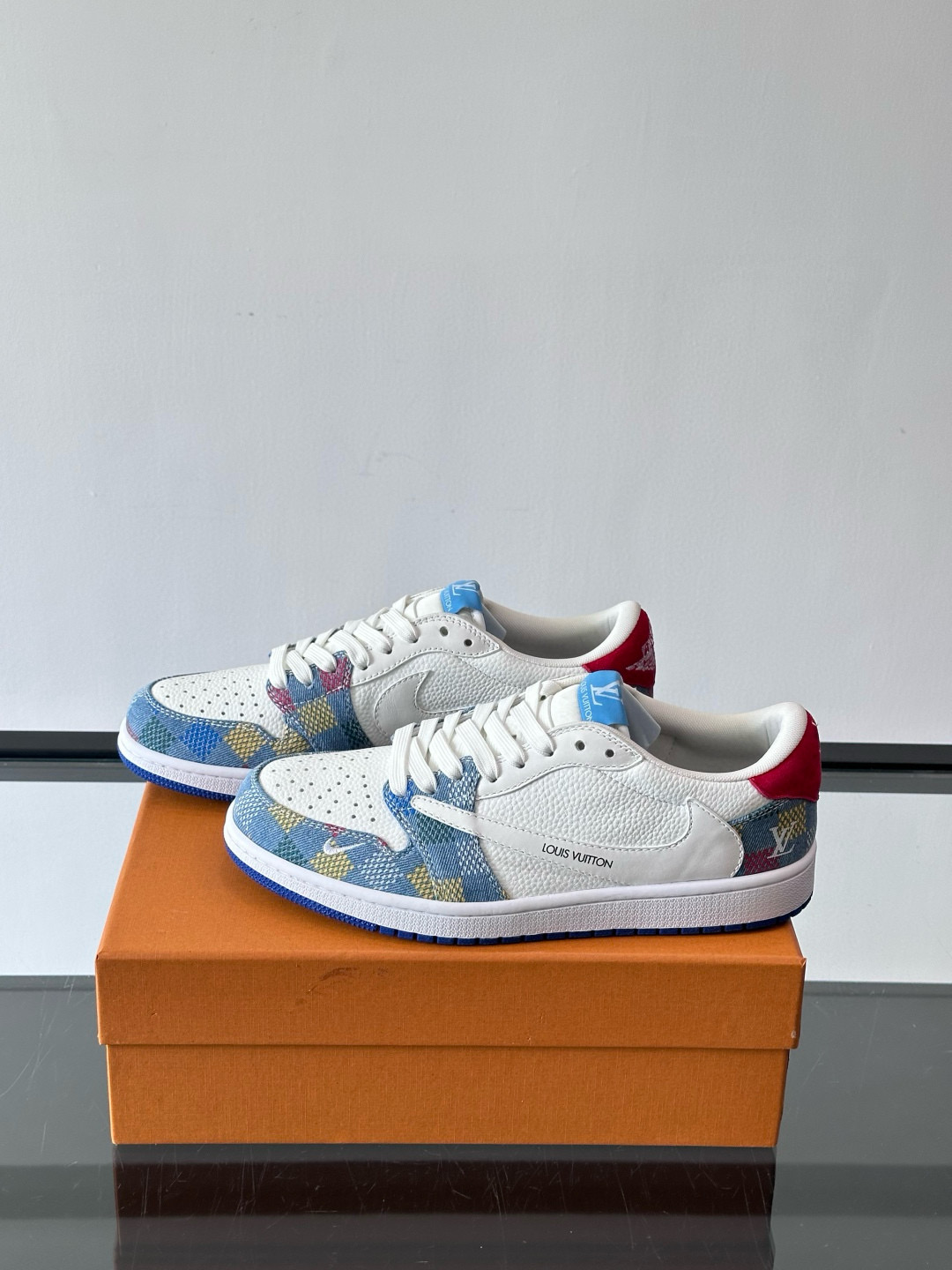 루이비통 Louis Vuitton X Nike 스니커즈