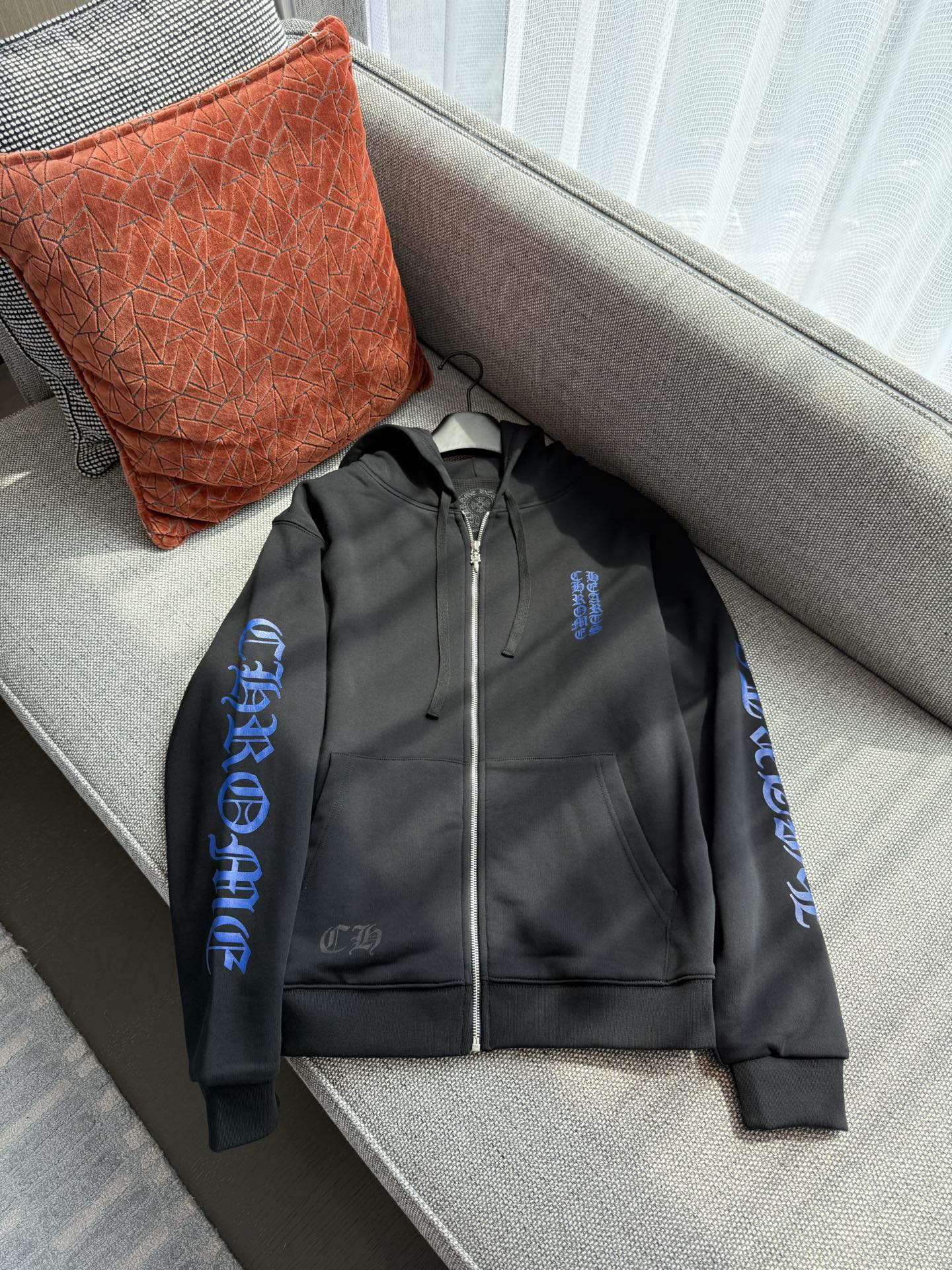 크롬하츠 Chrome Hearts 후드 집업