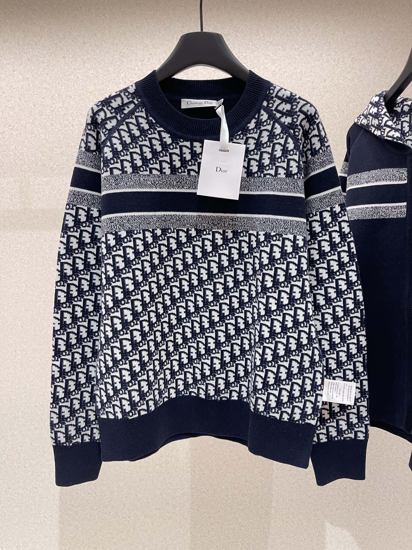 디올 Dior 양면 맨투맨