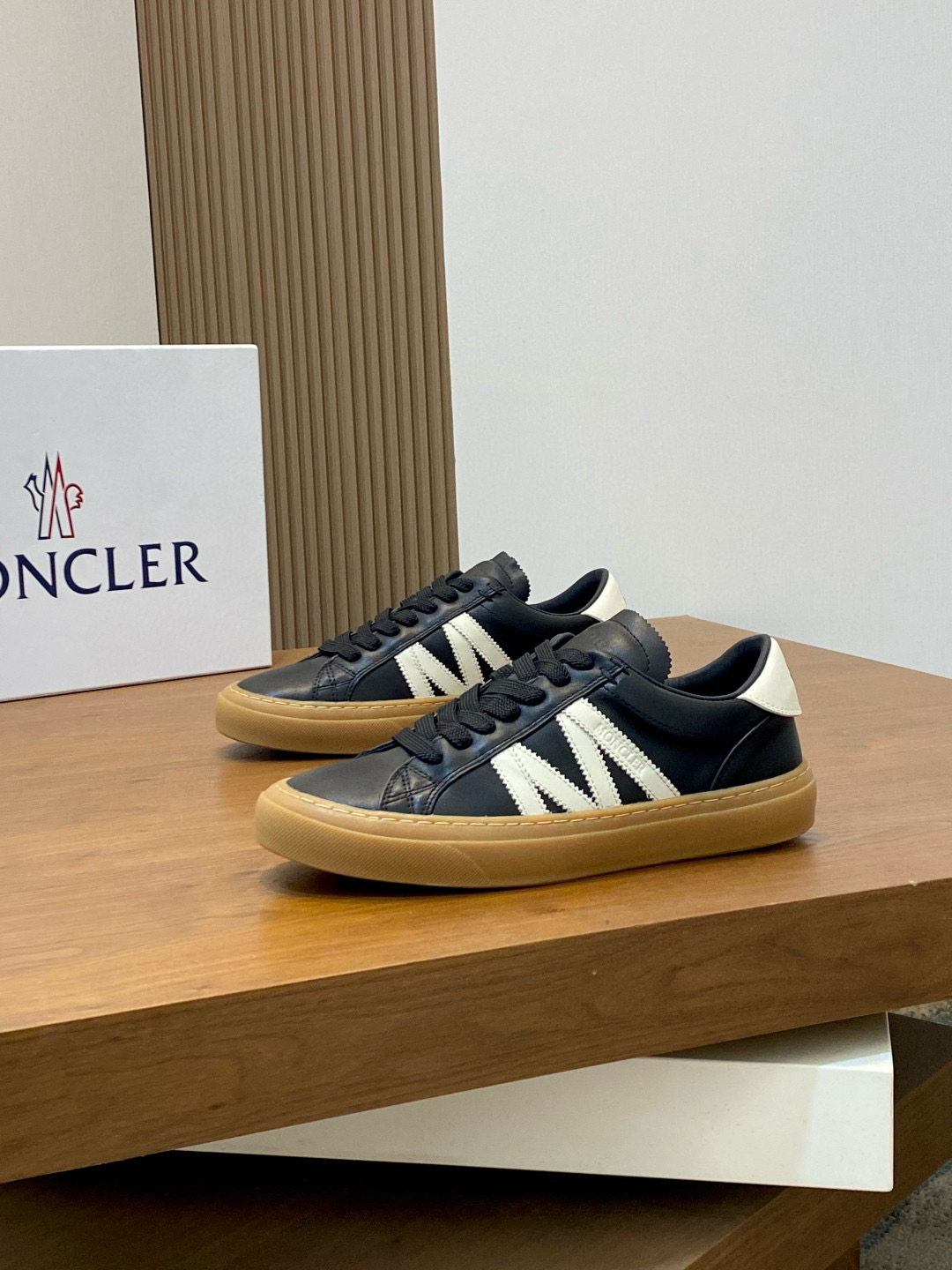 몽클레어 Moncler 스니커즈