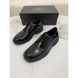 프라다 Prada 로퍼 슈즈