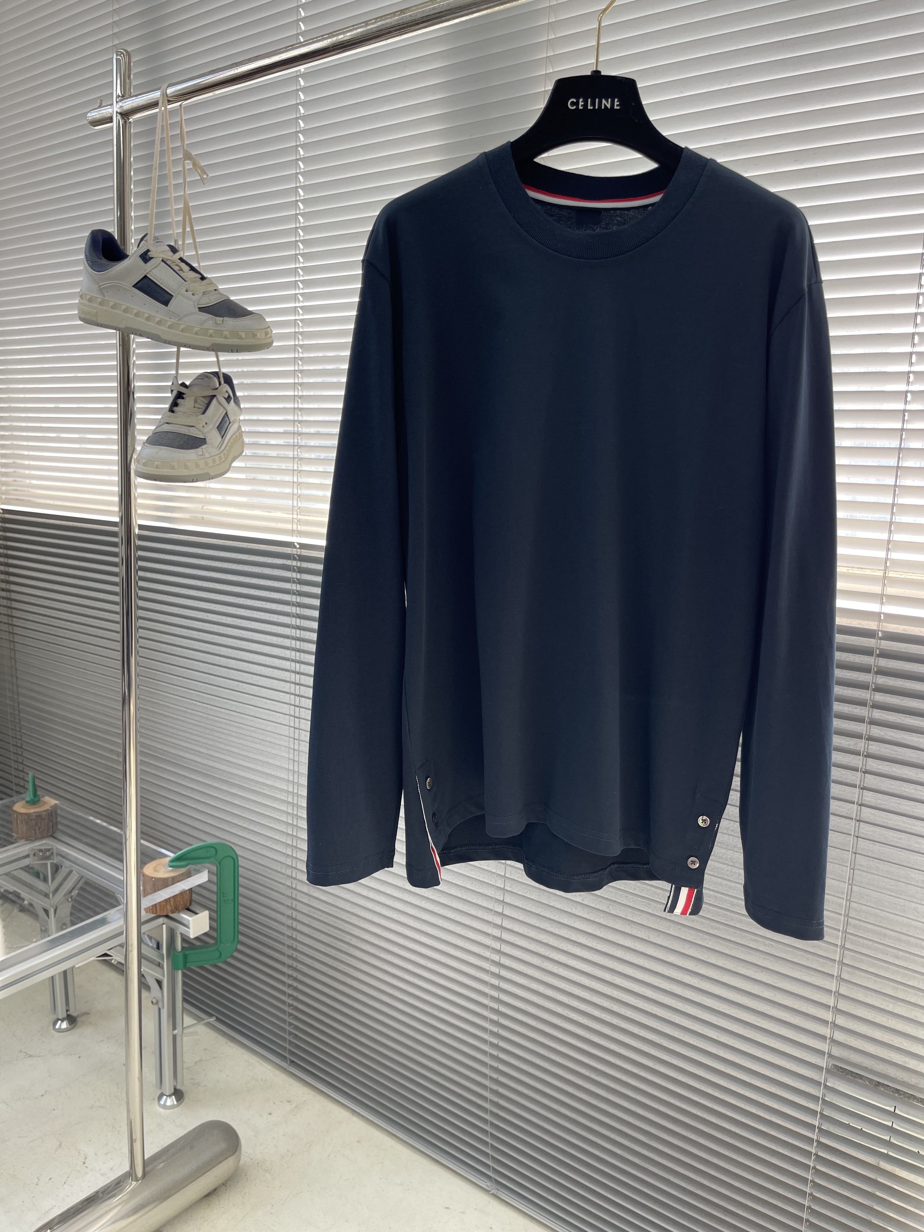 톰브라운 Thom Browne 긴팔 티셔츠