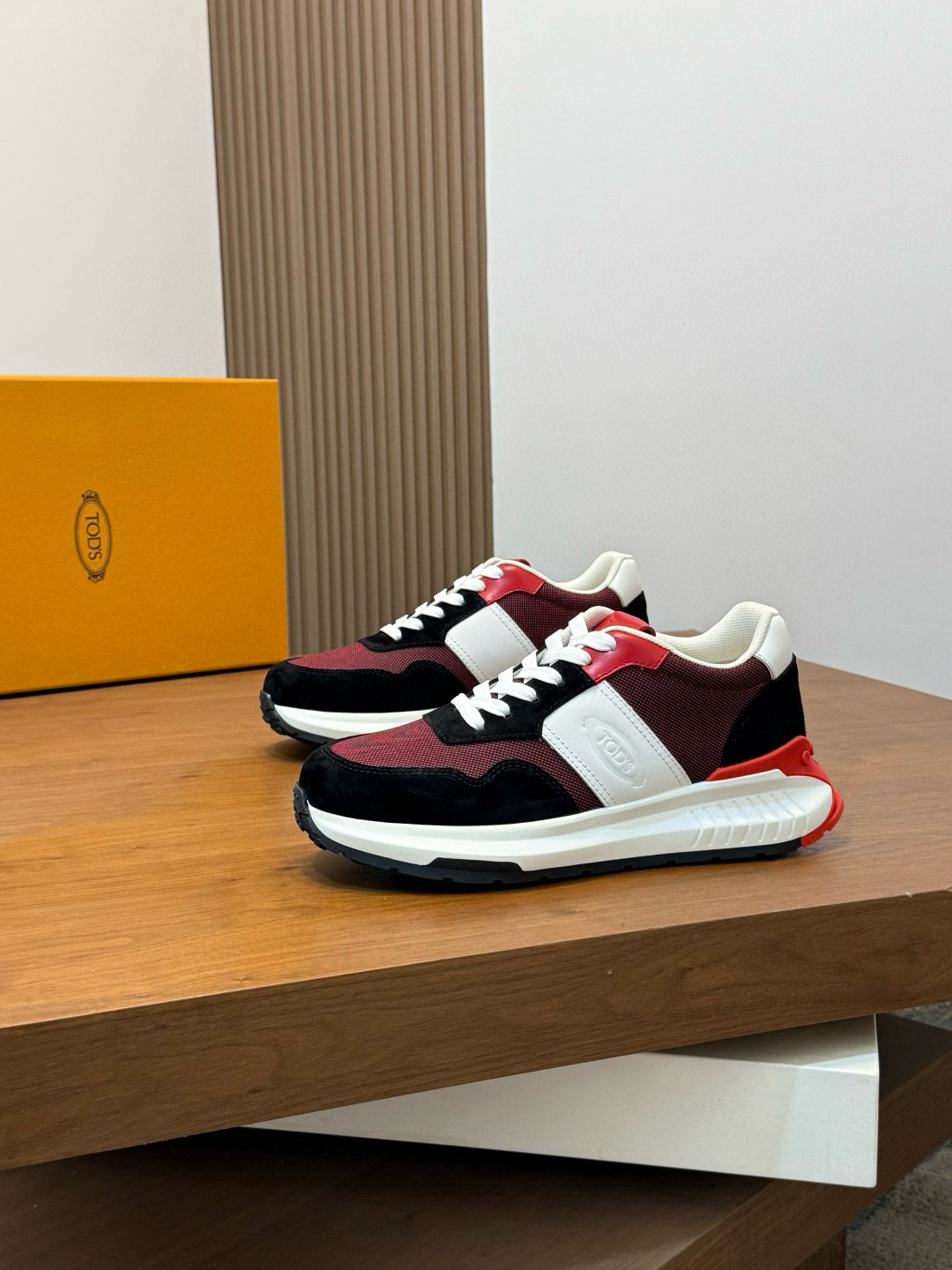 토즈 TOD'S 스니커즈