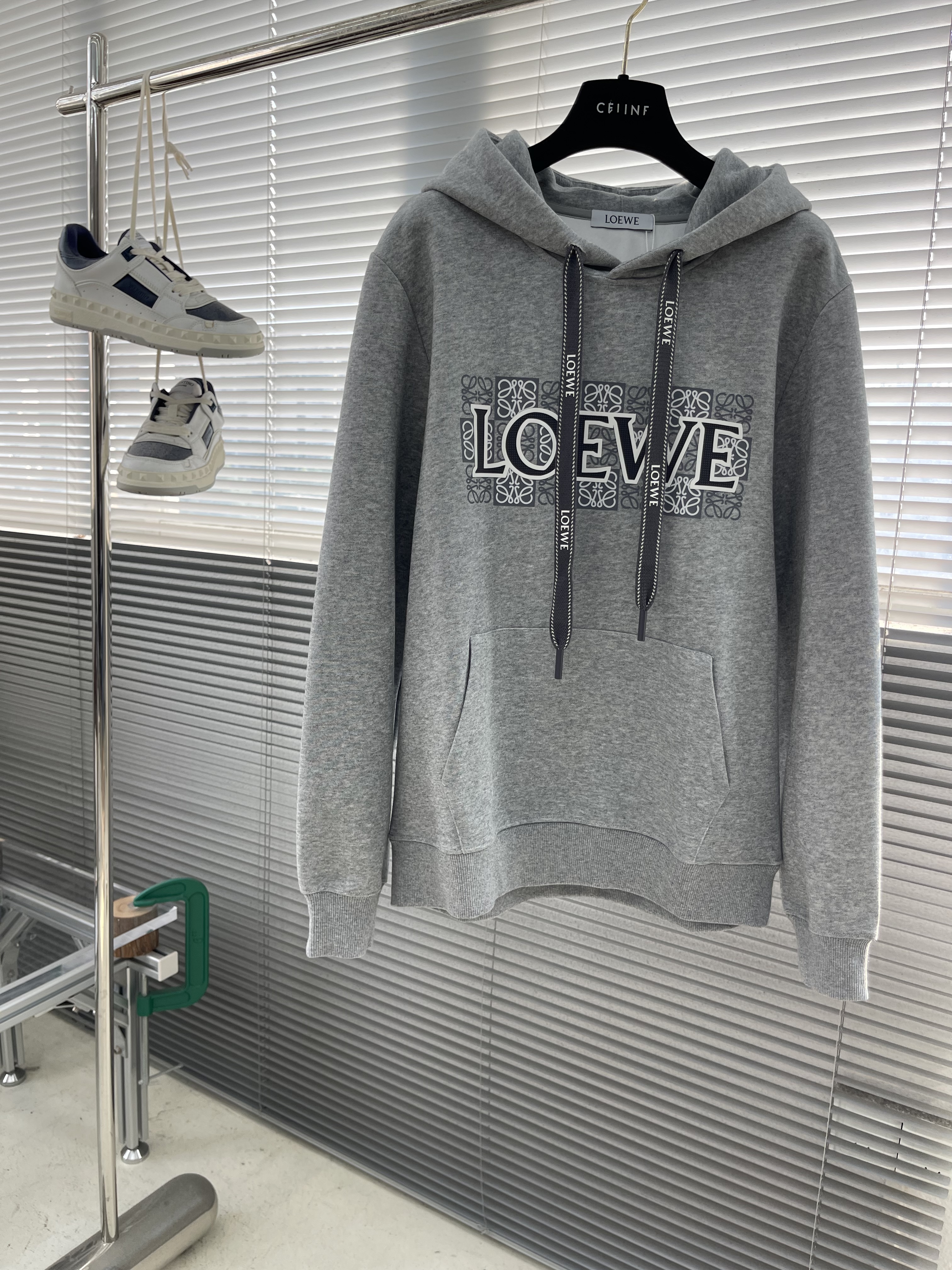 로에베 LOEWE 후드