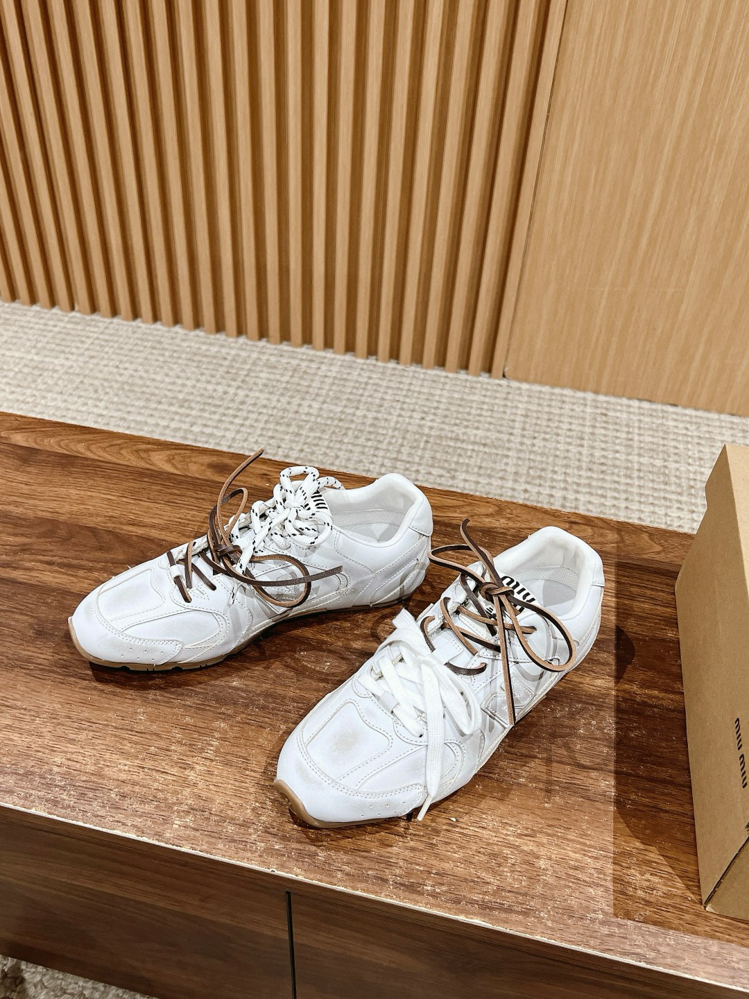 미우 미우 Miu Miu X New Balance 530# 스니커즈