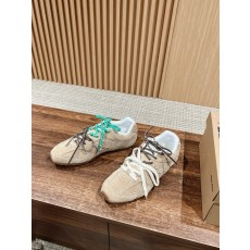 미우 미우 Miu Miu X New Balance 530# 스니커즈