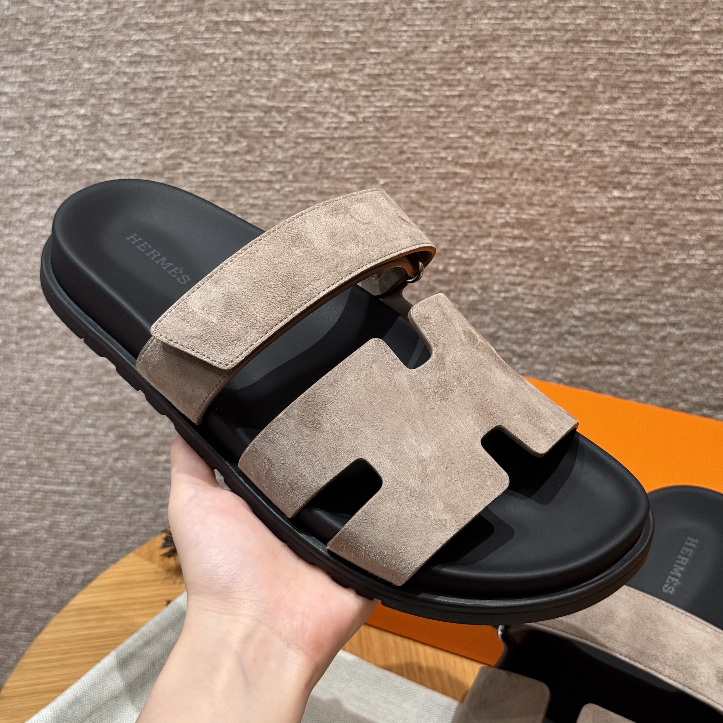 에르메스 Hermes 180 Chypre sandal Chamois&Etoupe