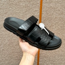 에르메스 Hermes 180 Chypre sandal  Matte Alligator&89 Noir