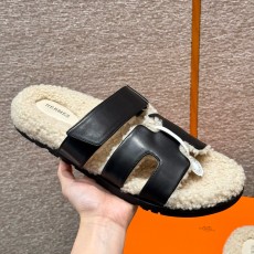에르메스 Hermes 180 Chypre sandal Woolskin and leather&89 Noir