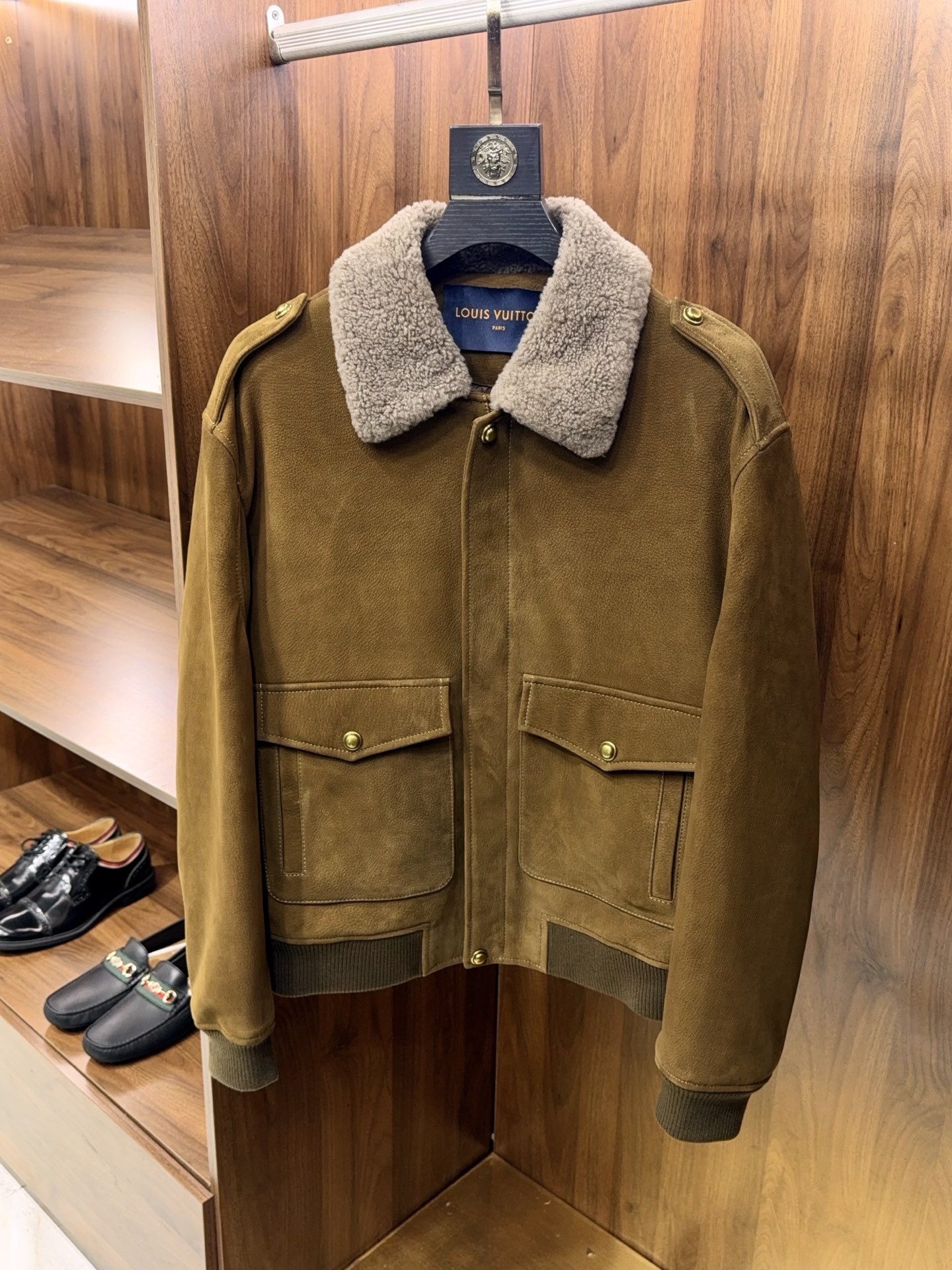 루이비통 Louis Vuitton 레더자켓