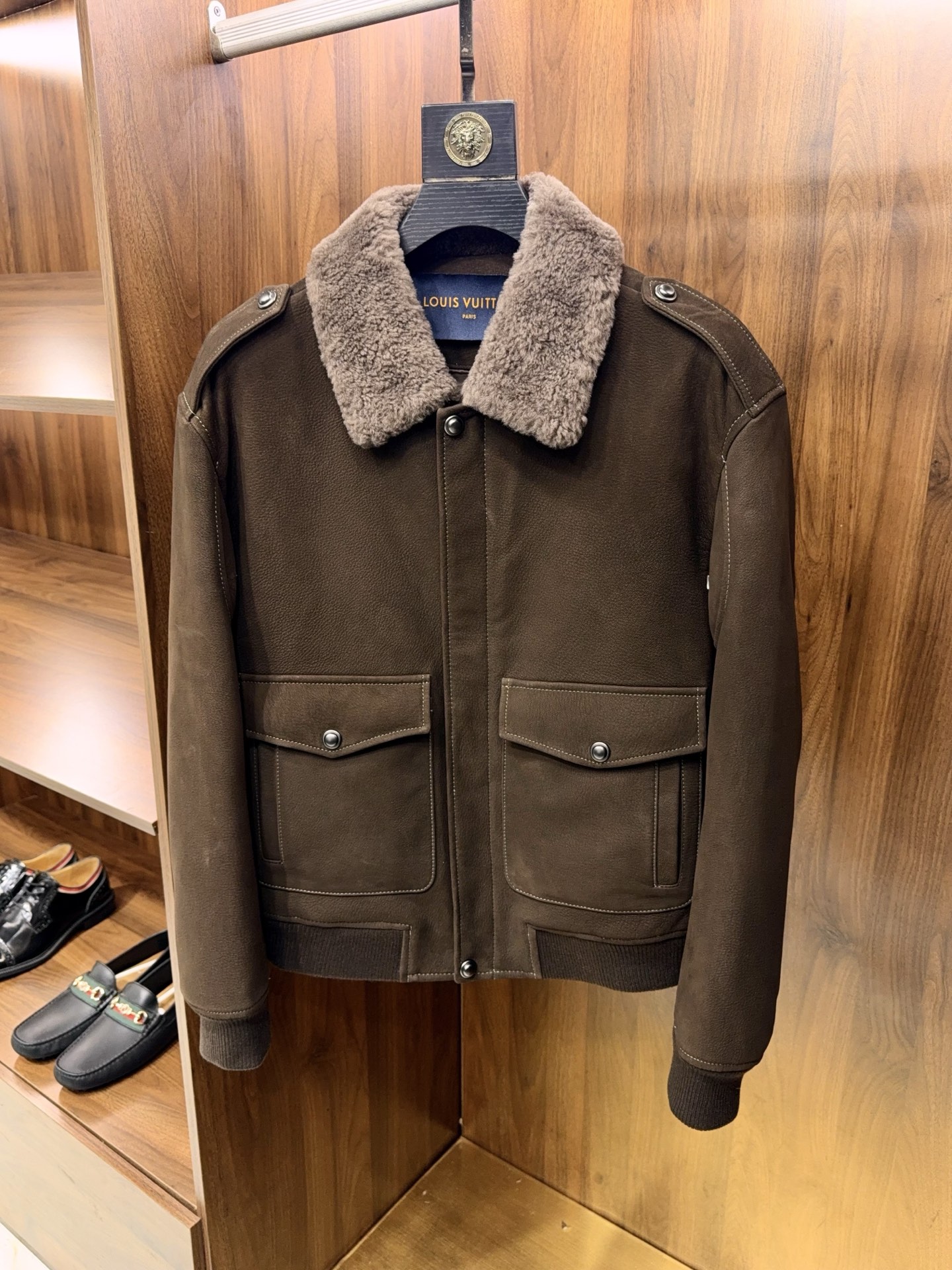 루이비통 Louis Vuitton 레더자켓