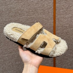 에르메스 Hermes 225 Chypre sandal Woolskin and Chamois&Cream coloured