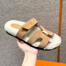 에르메스 Hermes 225 Chypre sandal Woolskin and Chamois&Light Beige