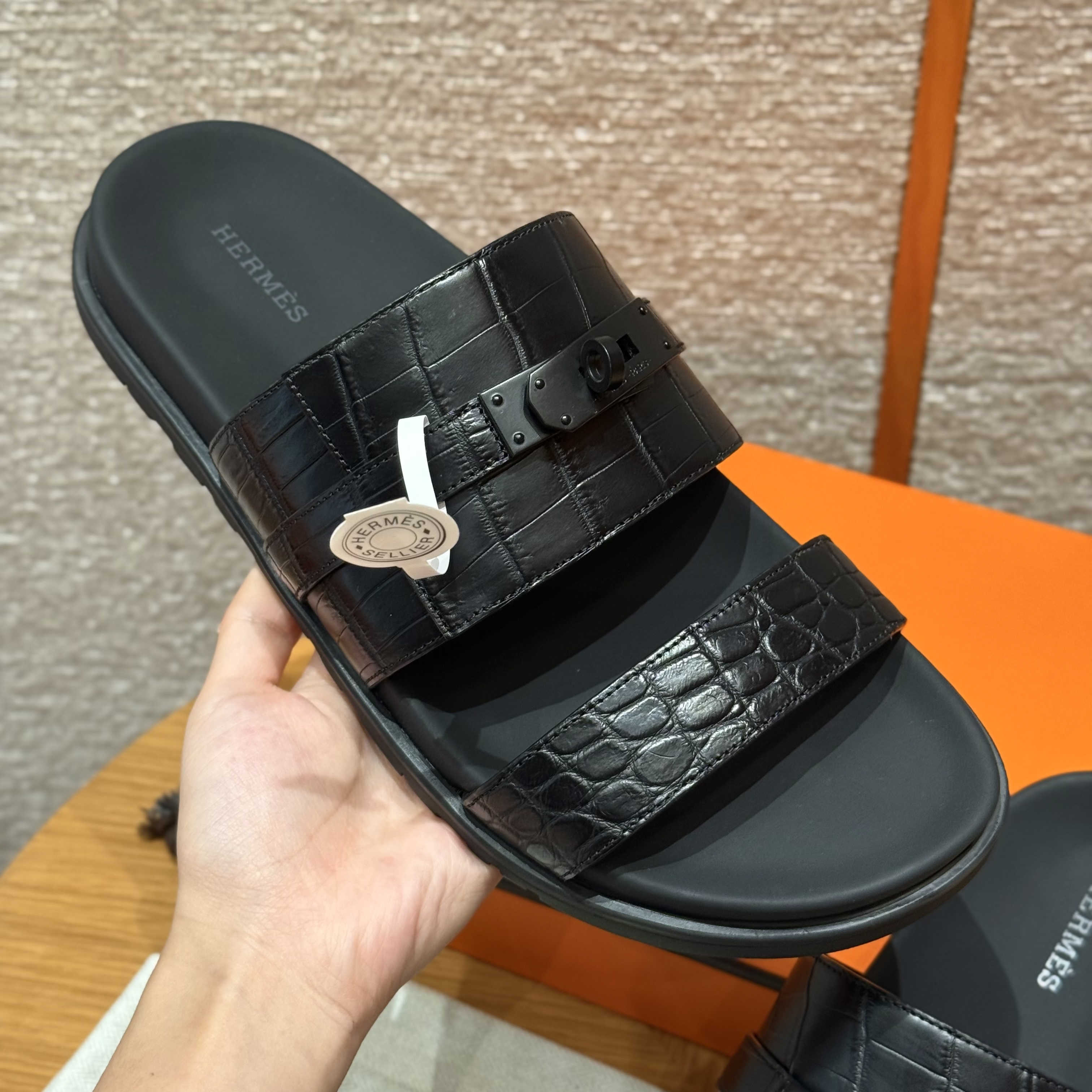 에르메스 Hermes 161 Jackson sandal Matte Alligator&89 Noir