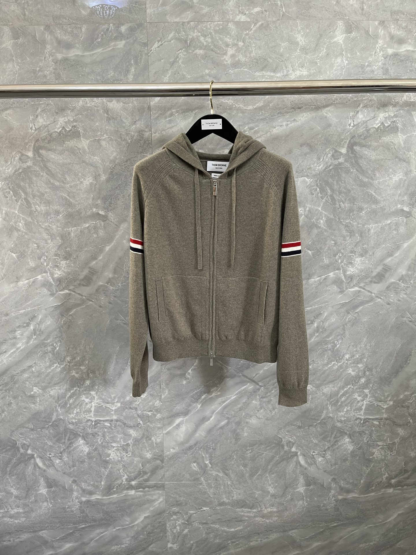 톰브라운 Thom Browne 후드 집업