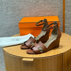 에르메스 Hermes 021 Legend sandal Calfskin&37 Gold