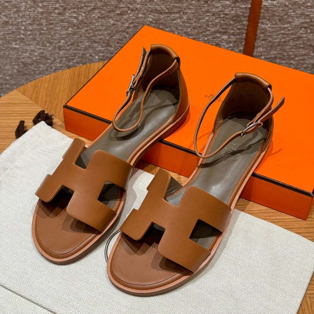 에르메스 Hermes 196 Santorini sandal Swift&37 Gold