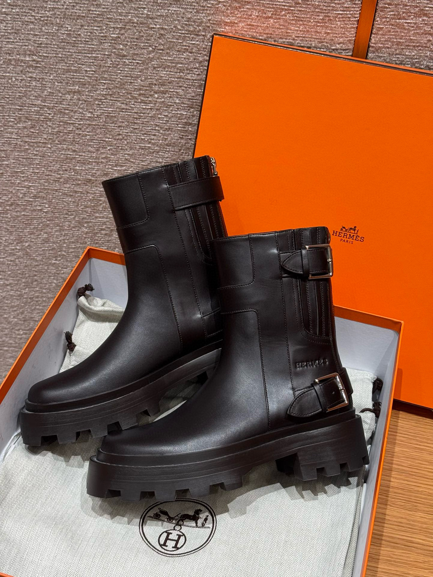 에르메스 Hermes 217 Jaimy Ankle Boot Calfskin&Marron Ebene
